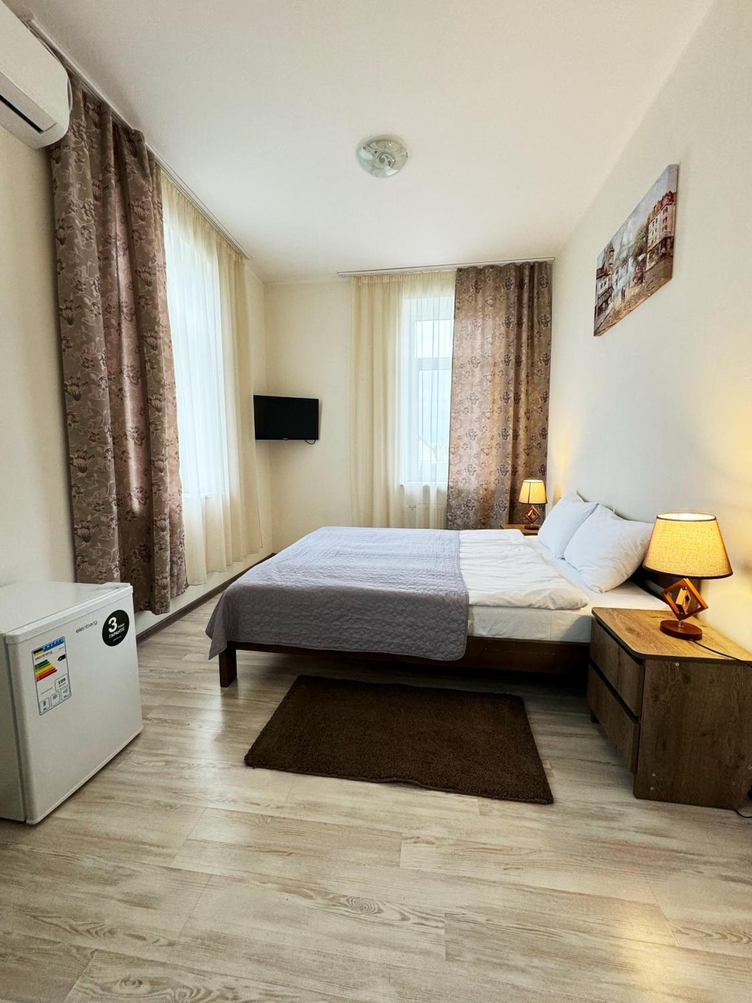 Signeev'S Villa Киев Экстерьер фото